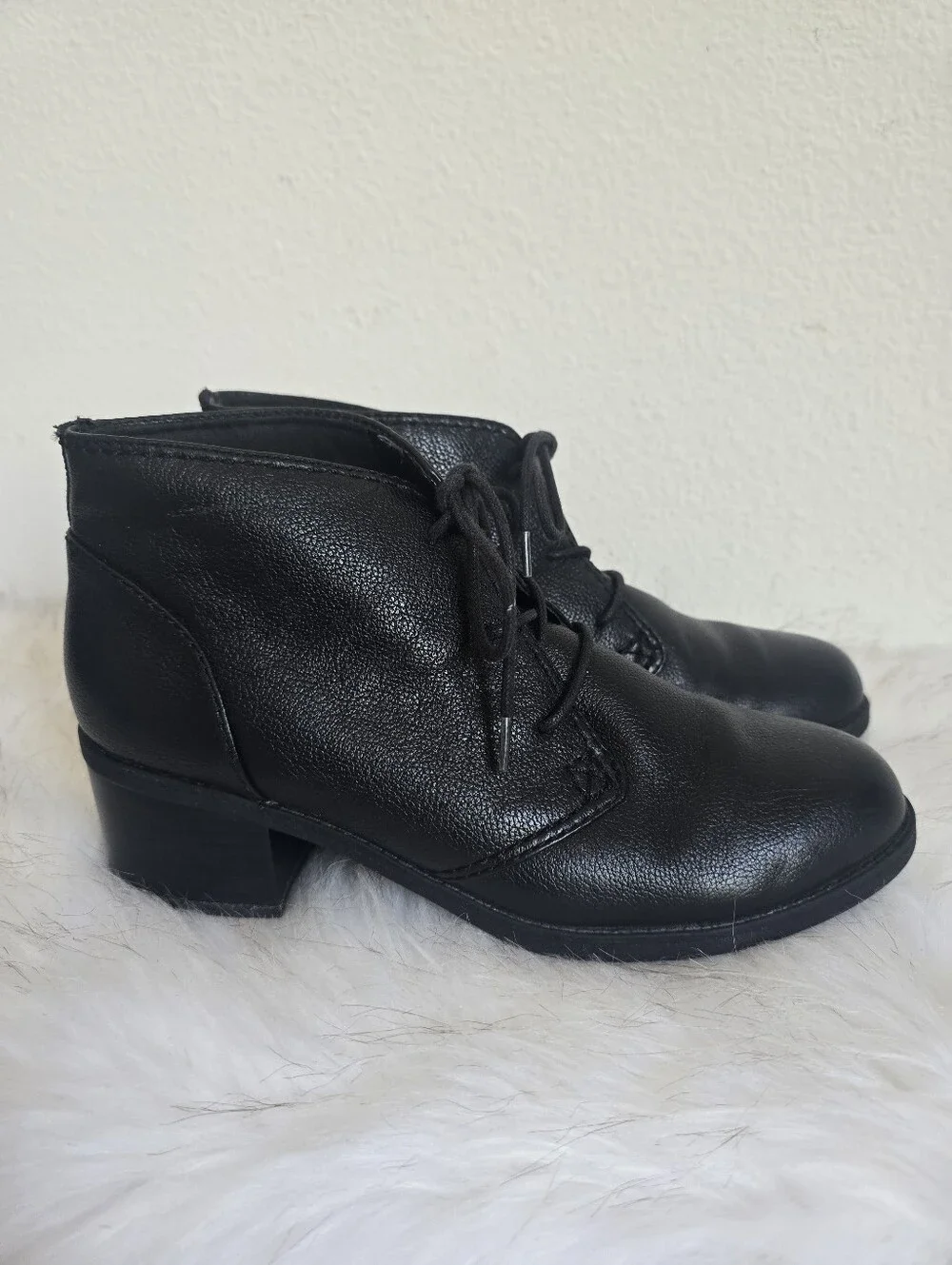 Clarks Black Nevella Harper Pebble Lace-up Granny Heeled Boots